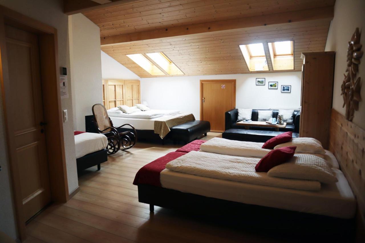 Gruyere Rooms Gruyeres Kültér fotó