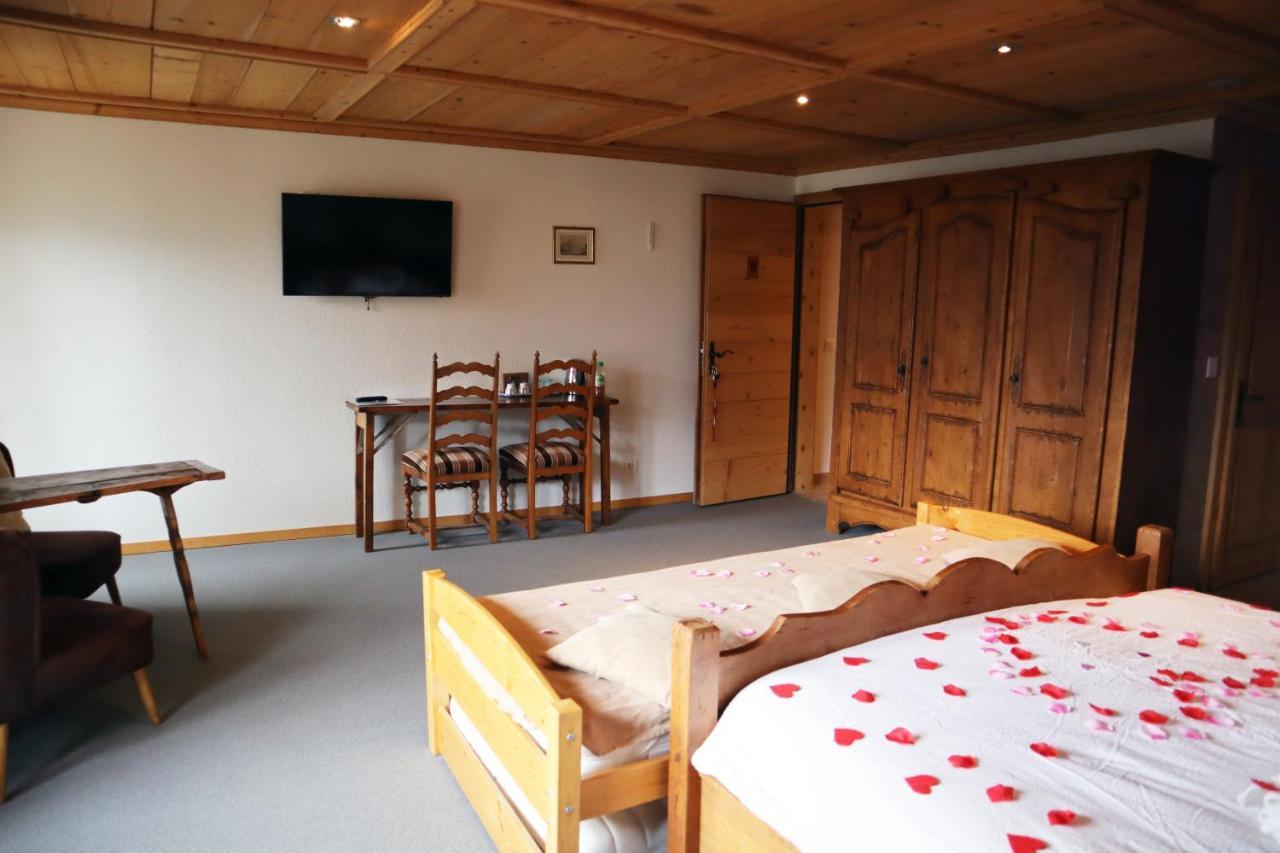 Gruyere Rooms Gruyeres Kültér fotó